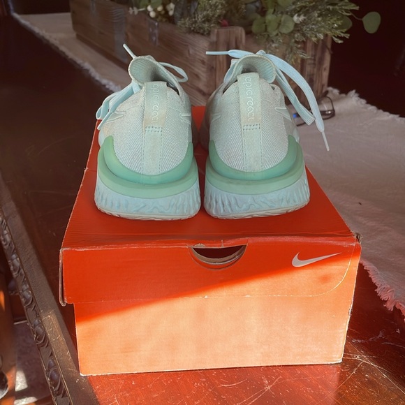 Nike Epic React Flynit 2 - Picture 5 of 6